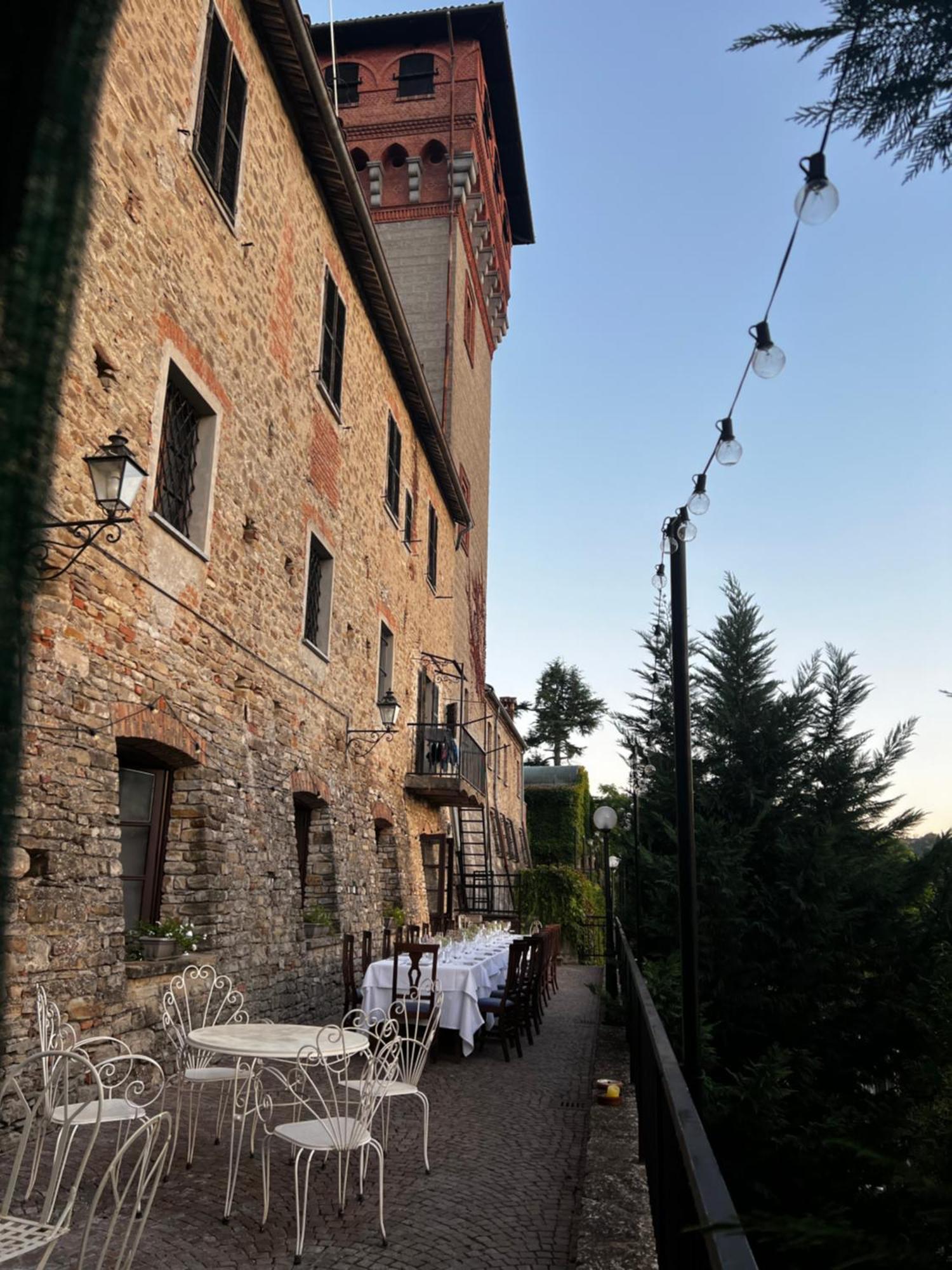 Hotel Il Castello Di Bubbio Exterior foto