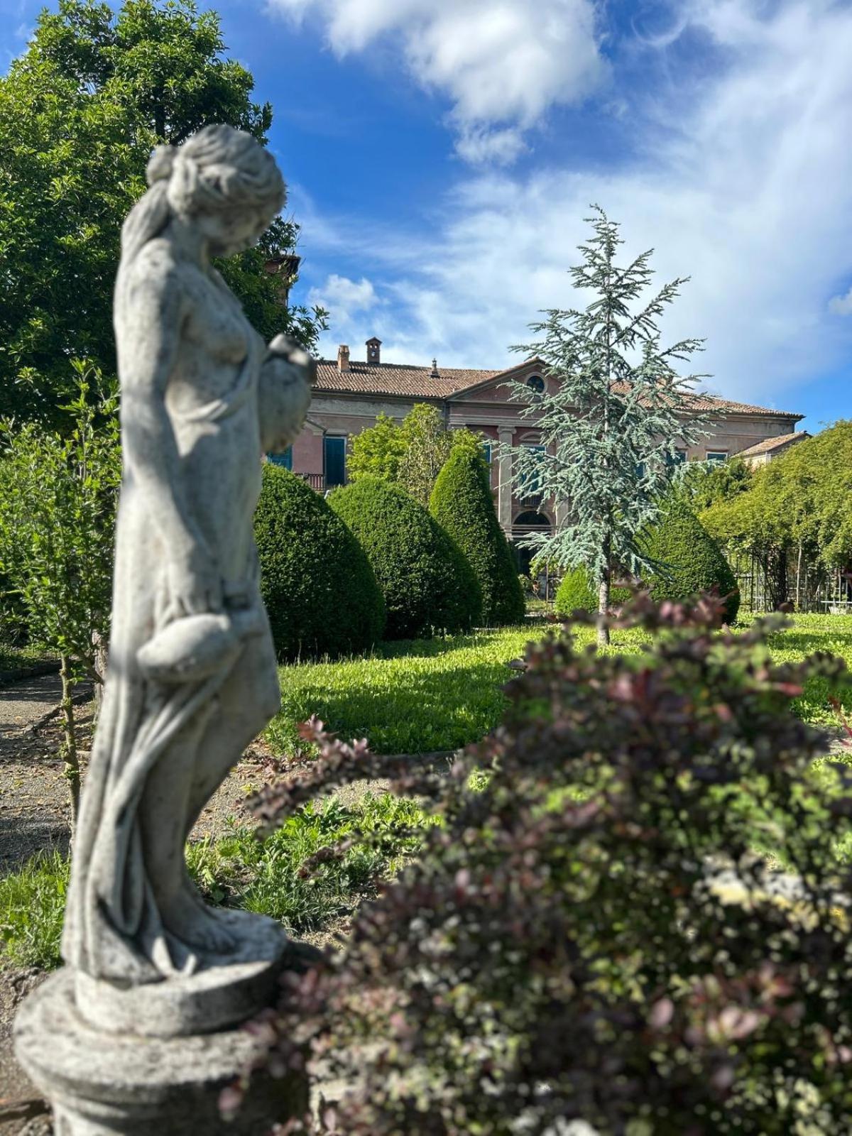 Hotel Il Castello Di Bubbio Exterior foto